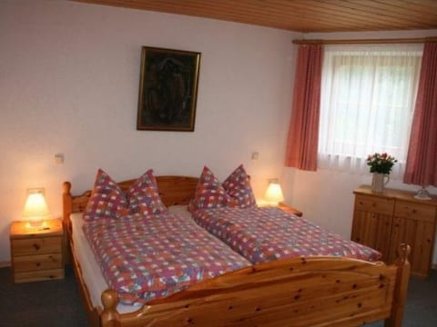 Wohnung in Ludwigsreut mit Grill und Garten