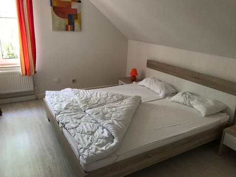 Große Wohnung in Nesse mit Garten und Terrasse