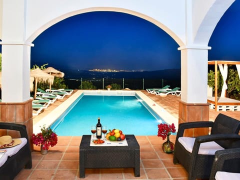 Villa Botin, beheizter Pool, AC, Meerblick
