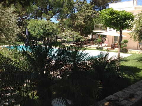 Appartement in Donnalucata mit Großem Garten