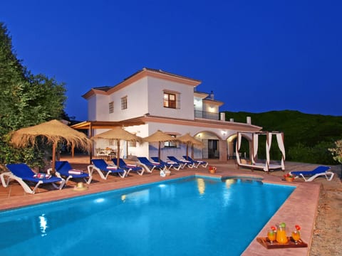 Villa Las Palomeras, Wifi, beheizter Pool, AC.