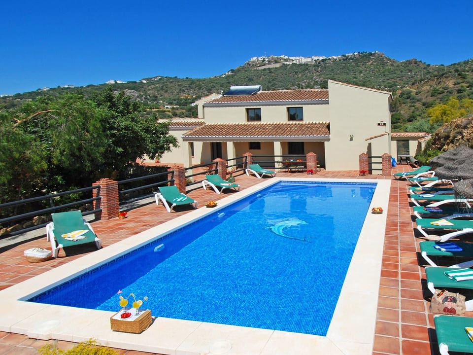 Villa Los Poyatos, beheizter Pool, Wifi, AC, BBQ - Comares