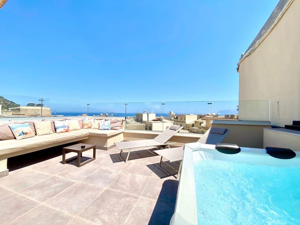GS Urlaub del Golfo Haus mit Jacuzzi - Castellammare del Golfo