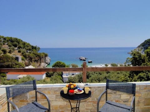 Dimitris Studios mit Balkon 2-3 Pers # B4