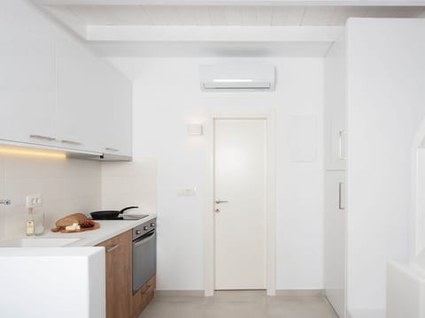 Über White Orchid Suites