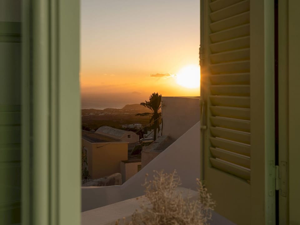 Sobre White Orchid Studio - Akrotiri