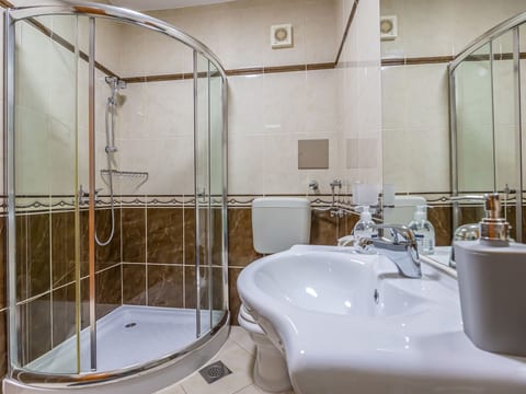 Apartments Lacic
