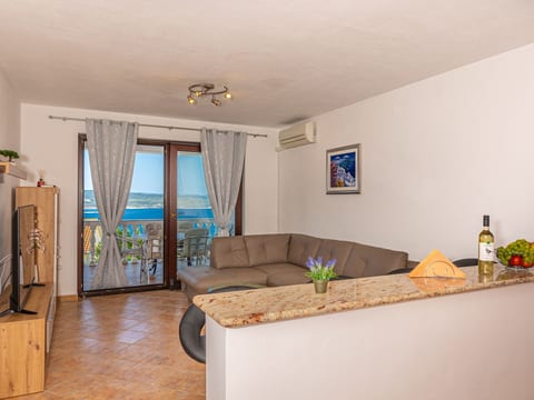 Apartments Lacic