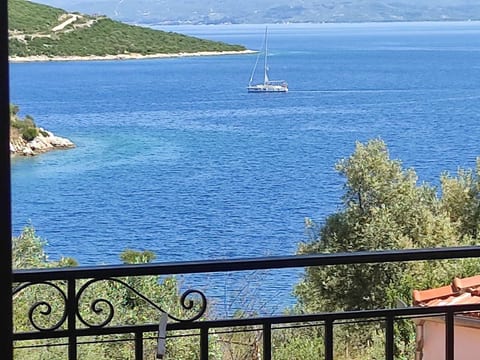 Mylos Trikeri