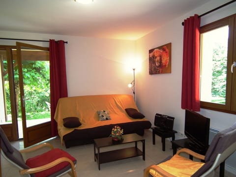 Domäne "Vincent" mit Jacuzzi