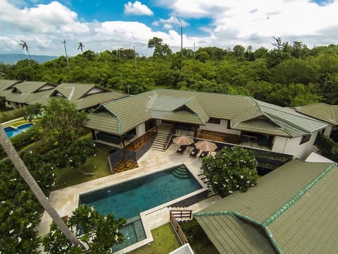 Villa mit Blick auf das Wasser