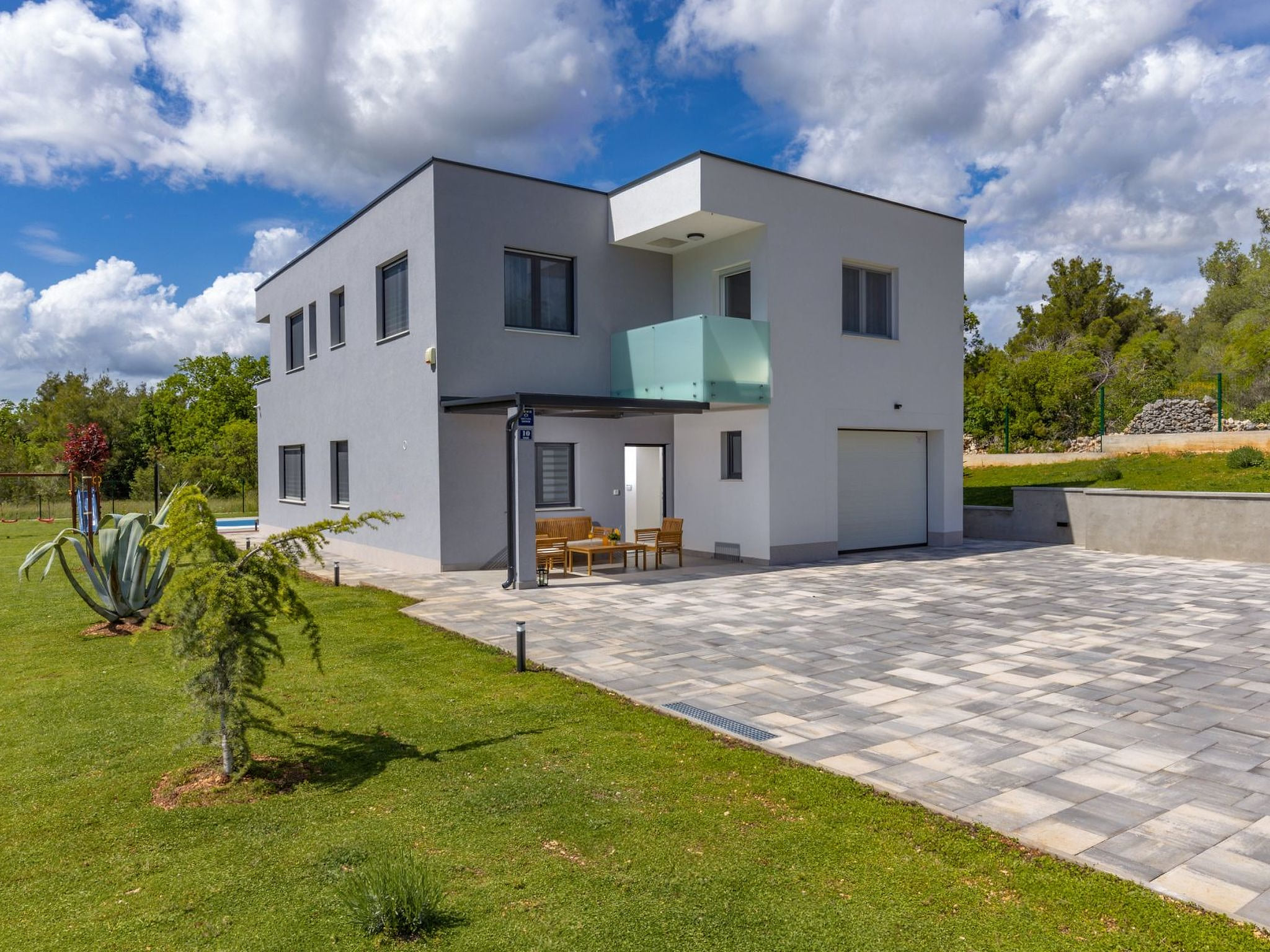 VILLA SÜDROMATIK