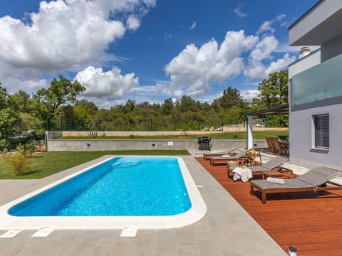 VILLA SÜDROMATIK