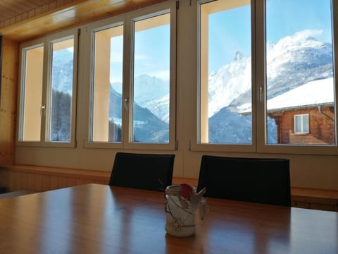 Wohnung Mit 2 Schlafzimmern “Alleschwendi”