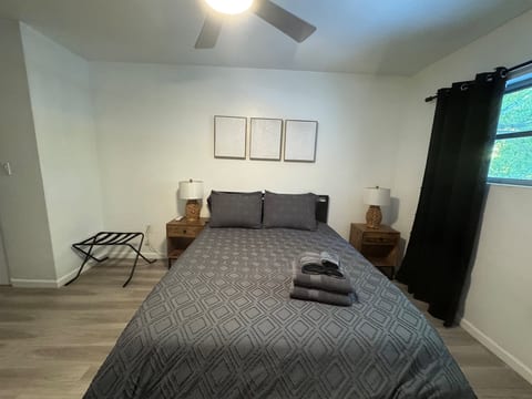 Location Lake Eola View 1 Bedroom condo