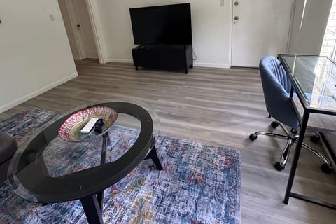 Location Lake Eola View 1 Bedroom condo