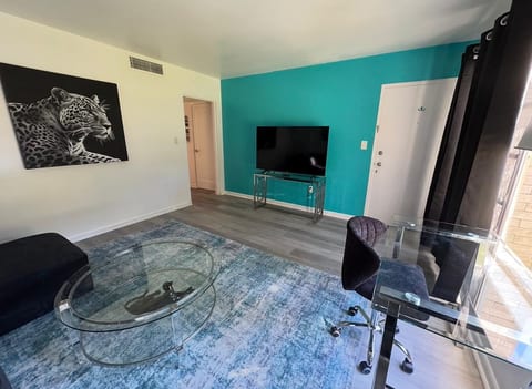 Modern Lake Eola Condo in the Heart of Thornton Park