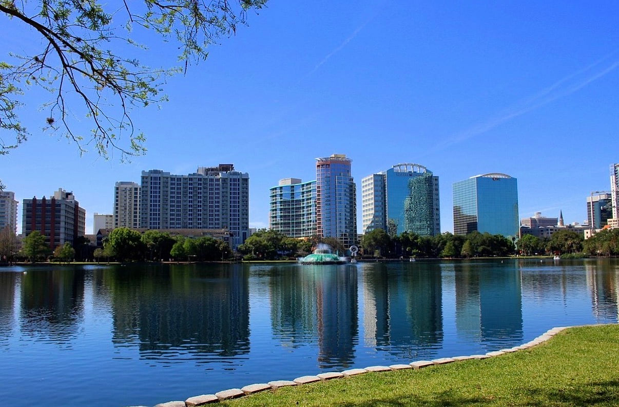 Modern Lake Eola Condo in the Heart of Thornton Park