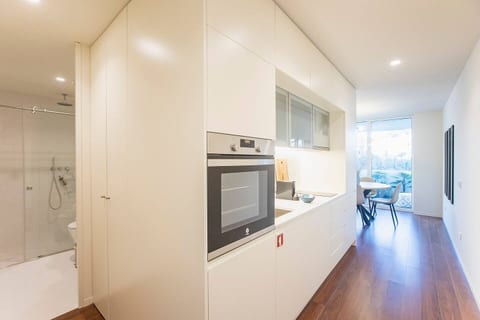 Porto Gallery District Escape | Central Retreat