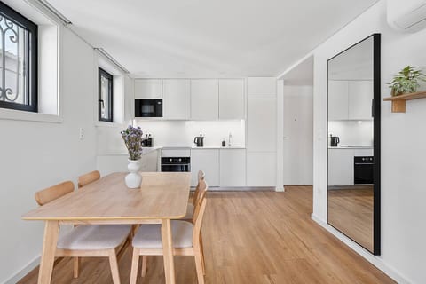 Private Garden Oasis | A Charming Flat in Bonfim