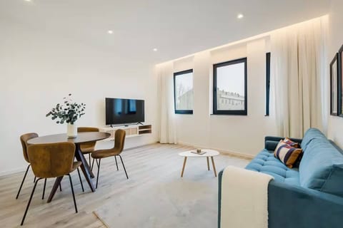 The Porto Coast Getaway - Apartment