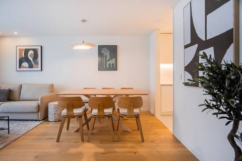 Aires Ornelas Gem | City Escape w/ Private Parking