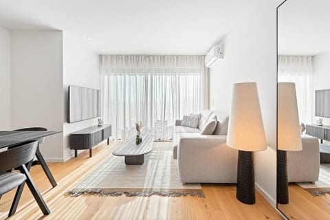 Aires Ornelas Residence | Spacious w/ Parking