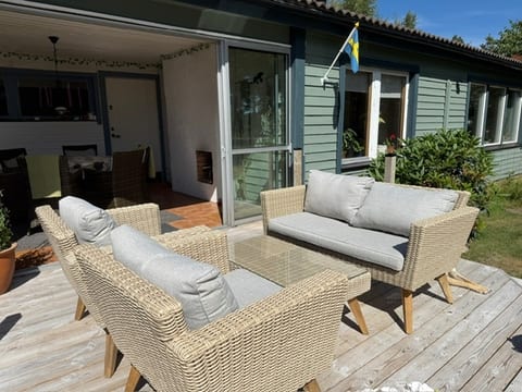 Outdoor terrace