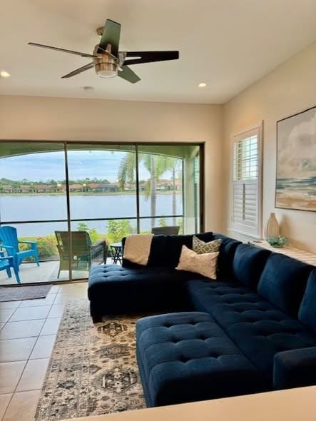 Spacious living room with Smart TV and the VIEW!!!