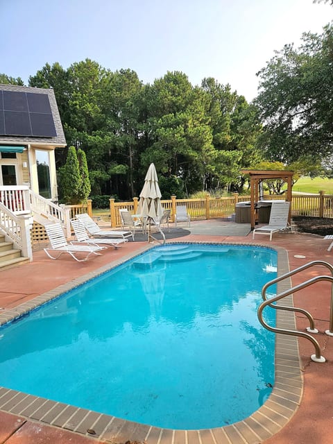 Corolla Family home! Pool, games, golf, beach! image 2
