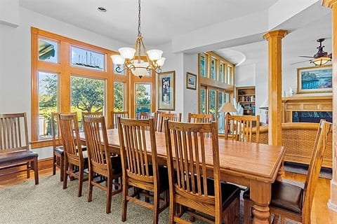 Corolla Family home! Pool, games, golf, beach! image 6