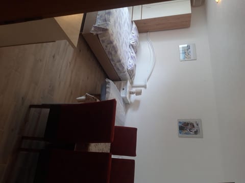 House Nikola - Unit 204944-5