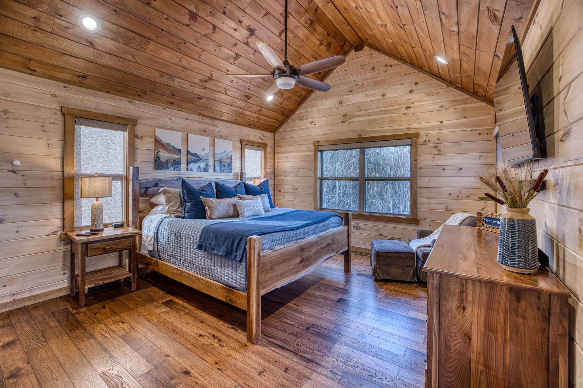 Upper Level Primary Suite