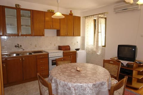 Apartments Nikolina - Unit 53046-61