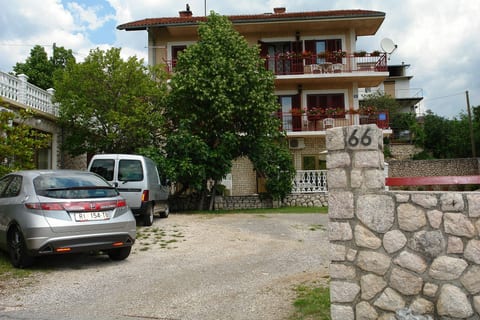 Apartments Nikolina - Unit 53047-61