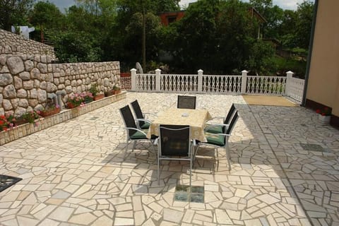 Apartments Nikolina - Unit 53047-61