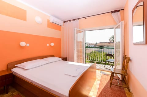 Rooms Dejana - Unit 207037-16