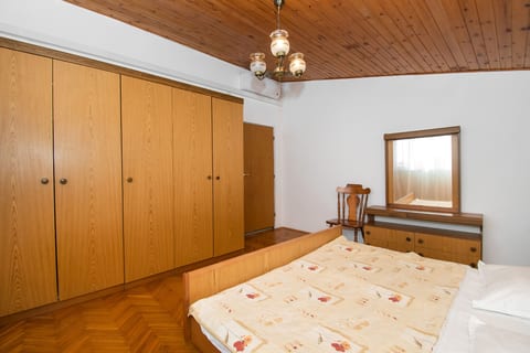 Apartments Nena - Unit 211237-16