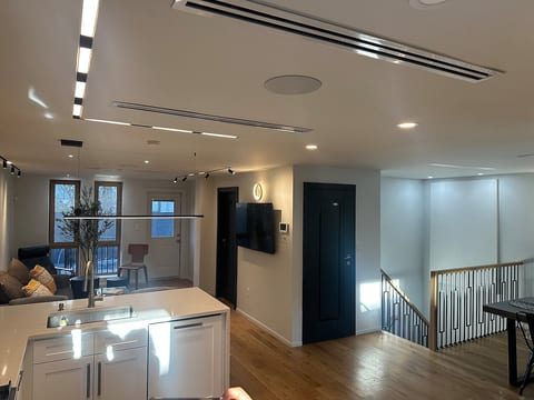 Lovely Townhome image 1