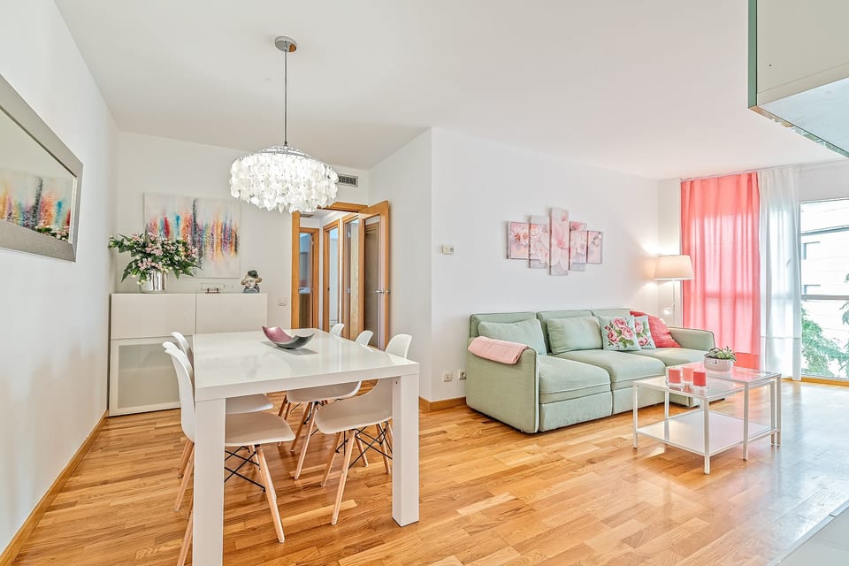 Cálido apartamento con piscina - Ripollet