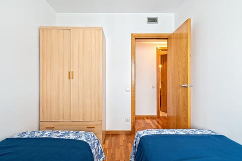 Cálido apartamento con piscina
