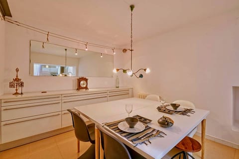 Casa de pueblo junto Barcelona Centro