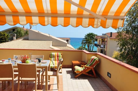 Apartment Eucaliptus sea view