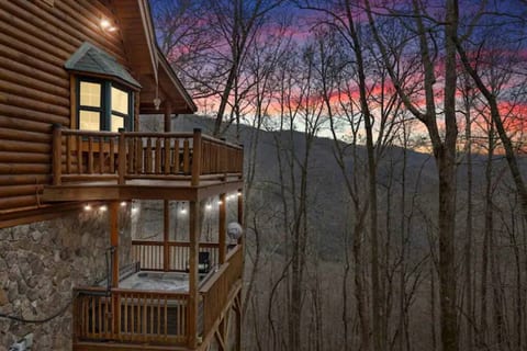 Gaze at the mountain views as you soak in the hot tub overlooking the mountains.