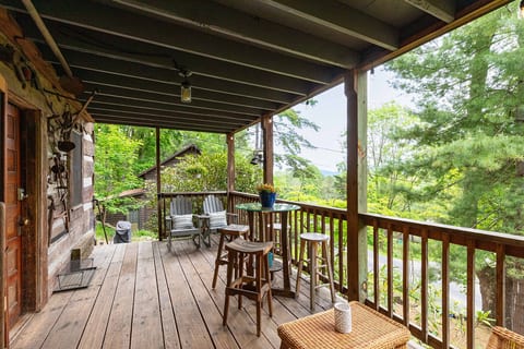 Old Chestnut Cabin
