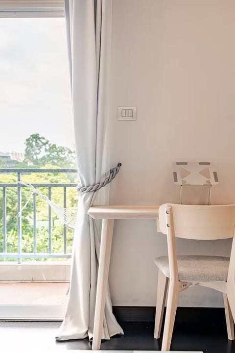 Relaxing 1BR near Maya with Cozy Living Space