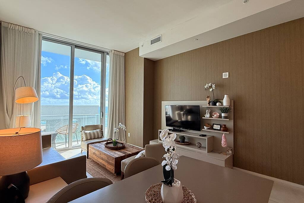 Oceanfront Coastal Haven with Balcony Views