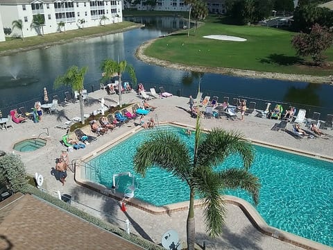 Charming Condo - Centrally Located w/ Pool Hot Tub image 2