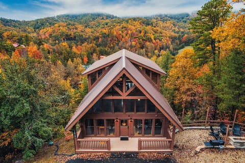 Fall is a magical time to enjoy the Smokies! Stress-free arrival with mountain and valley views beyond.