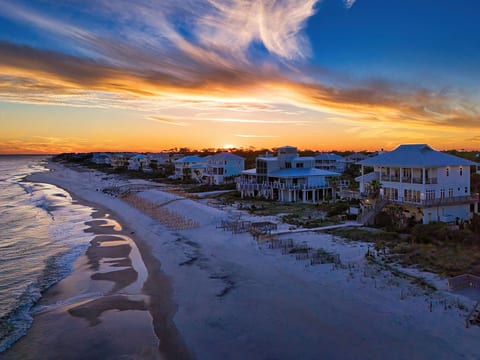 Island Treasure Your Beachfront Retreat